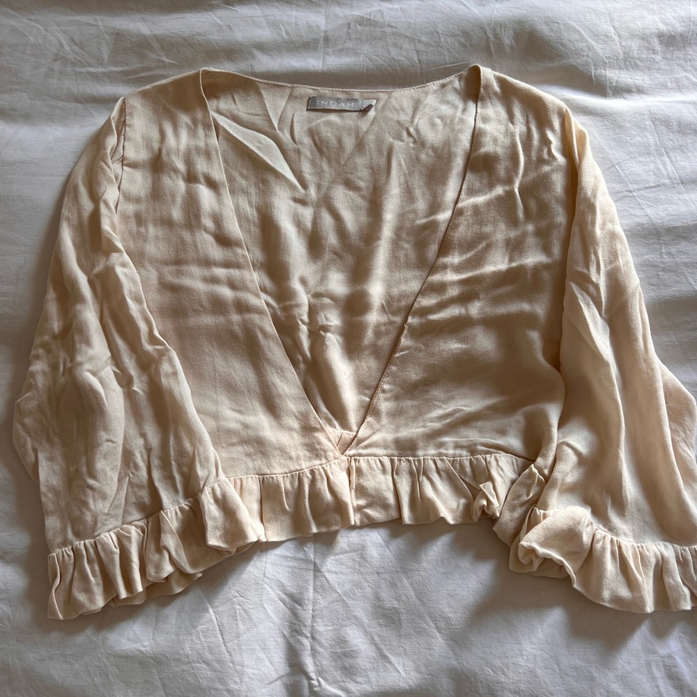Indah Size Medium - crop top